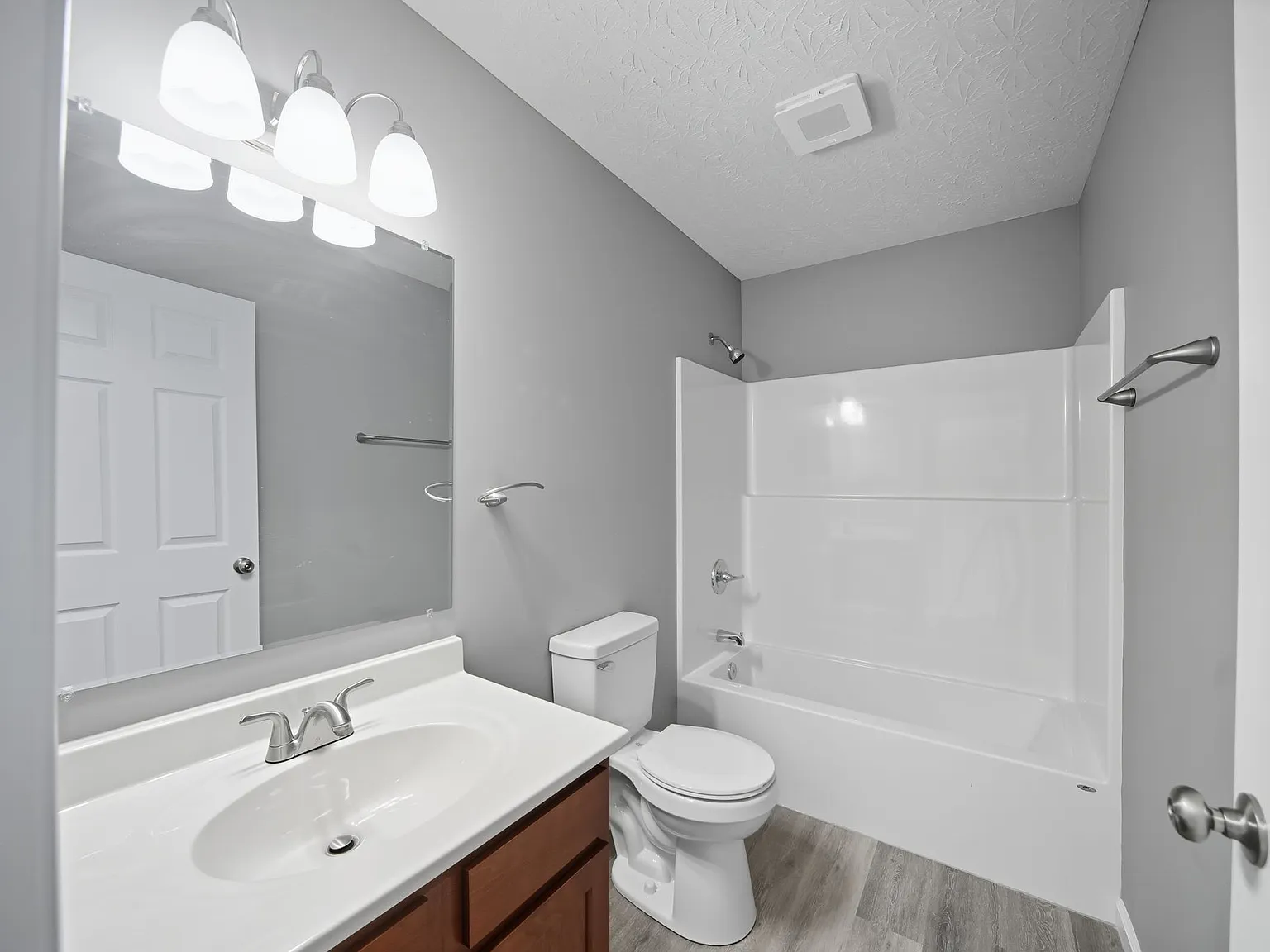 2160 Sharkey Road - 3 — Photo 3