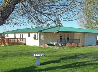 203 E 3rd St, Joseph, OR 97846