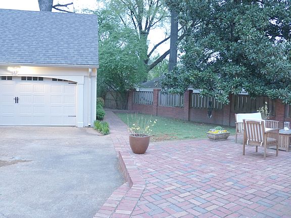 4th image of 4200 Grandview Ave