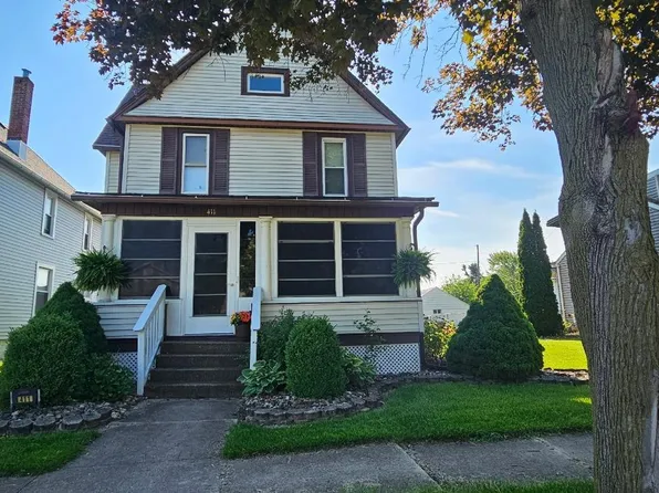 411 Maplewood St, Willard, OH 44890