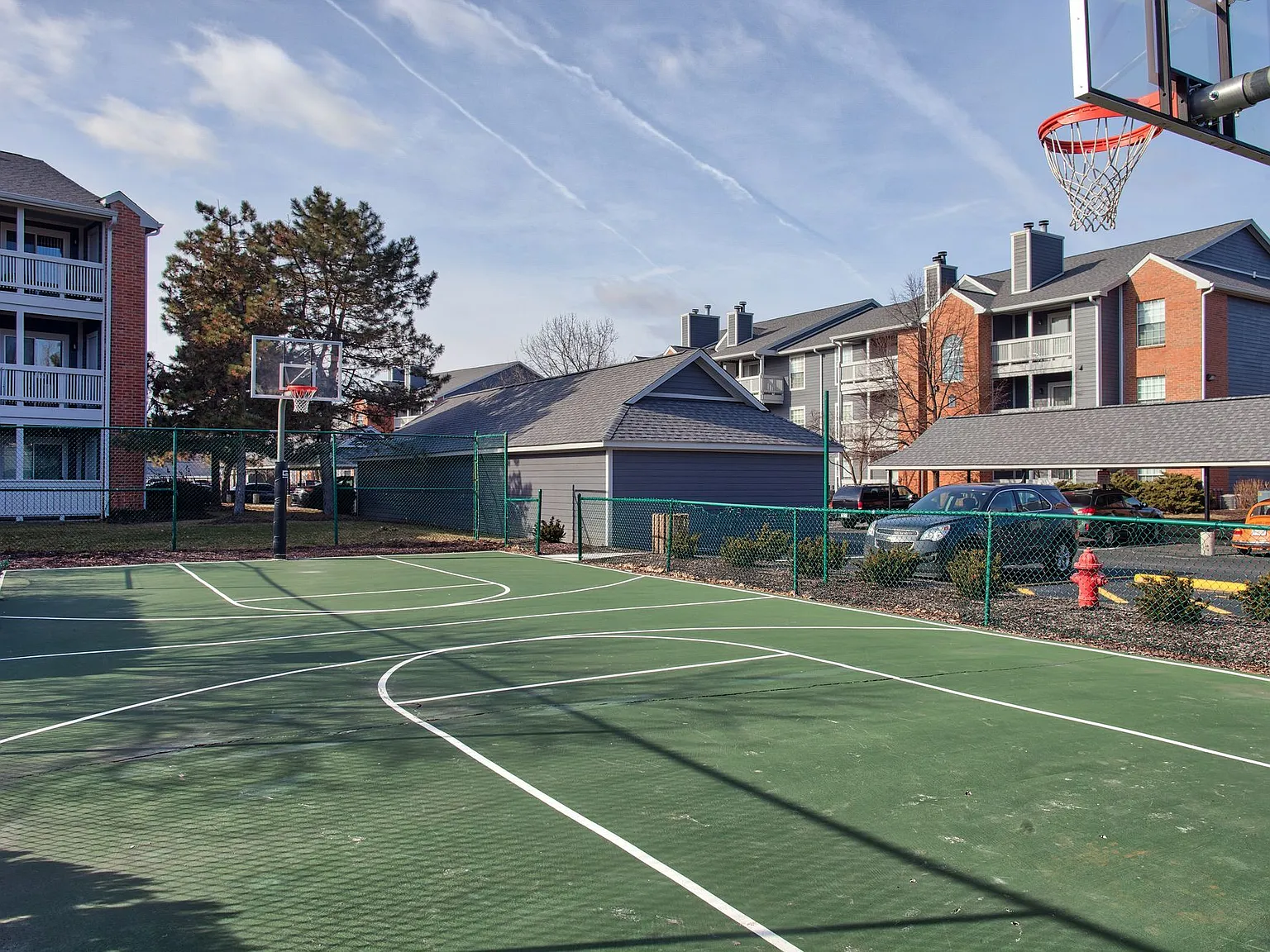 Lakeshore Apartments — Photo 4