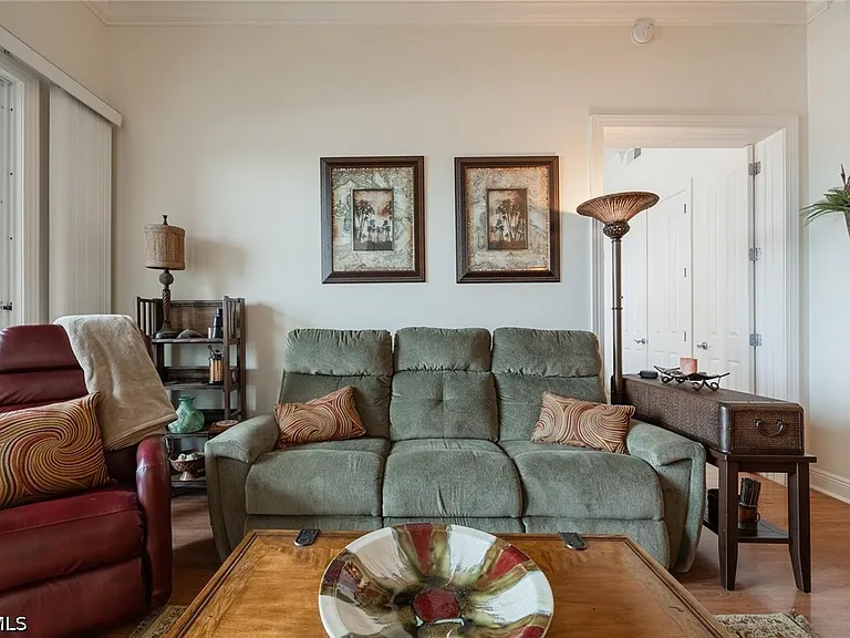 2825 Palm Beach Blvd #703 — Photo 2