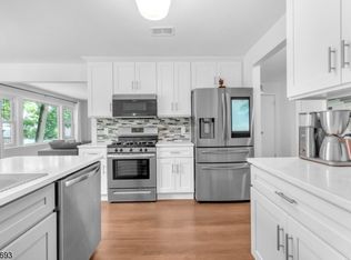 72 Midvale Ave, Lake Hiawatha, NJ 07034