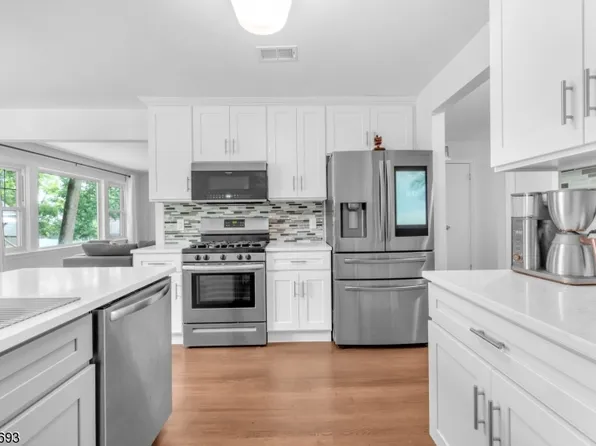 72 Midvale Ave, Parsippany-Troy Hills Twp., NJ 07034