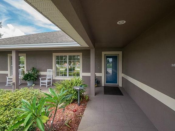 5th image of 6024 Country Walk Ln