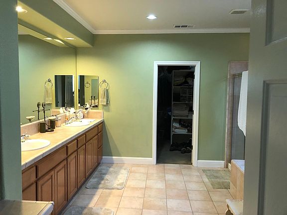 4th image of 4748 Woodrose Cir