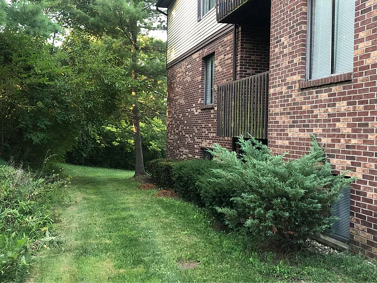 972 Gordon Smith Blvd — Photo 4