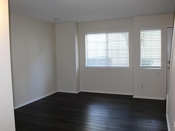 4th image of 2600 Brookside Dr APT 128
