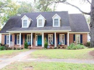 5709 Regency Ct S, Mobile, AL 36609