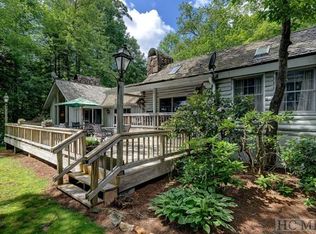 481 Heaton Forest Rd, Cashiers, NC 28717