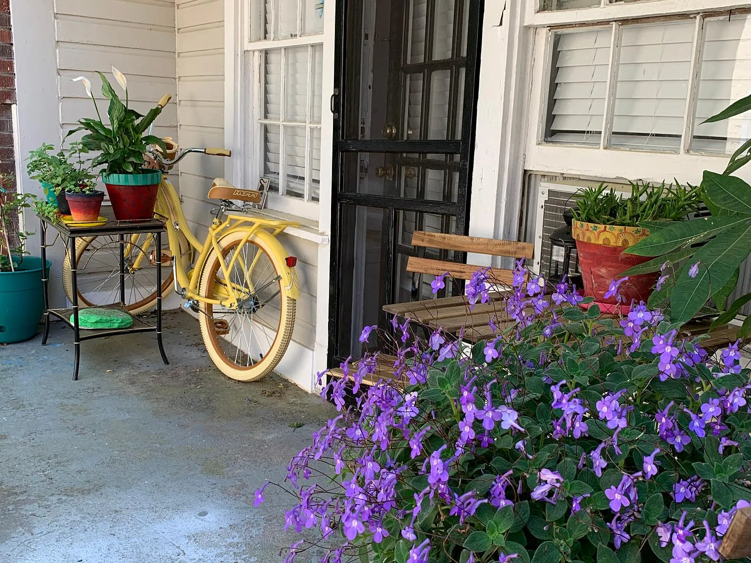 Studio, 500 sqft, $1,395 — Photo 2