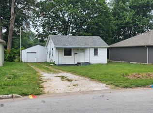 1531 N Oak Grove Ave, Springfield, MO 65803