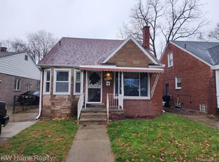 9277 Whitcomb St, Detroit, MI 48228