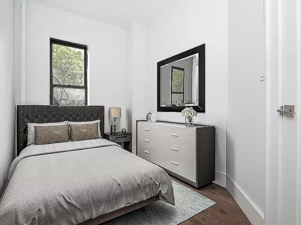 1st image of 207 Madison St APT 3