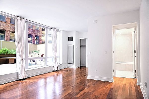 1st image of 39 E 29th St #2-E