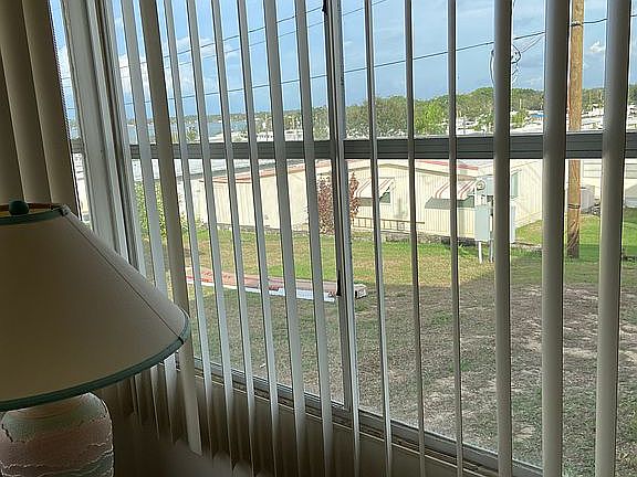 4th image of 19 Paradise Hill Dr