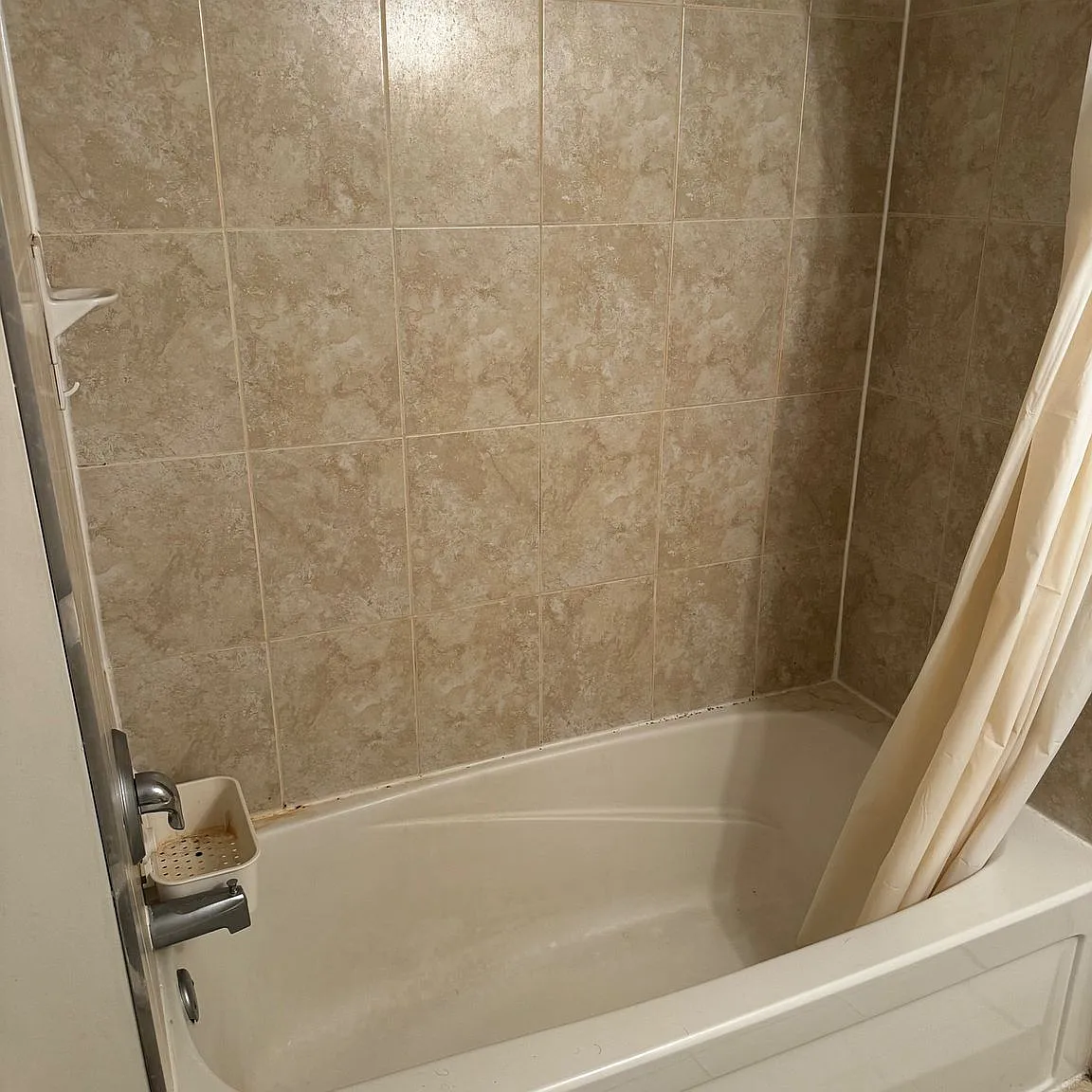 2 bed, $1,400 — Photo 3