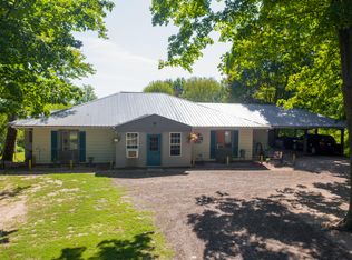 1387 S Waldron Rd, Crystal, MI 48818