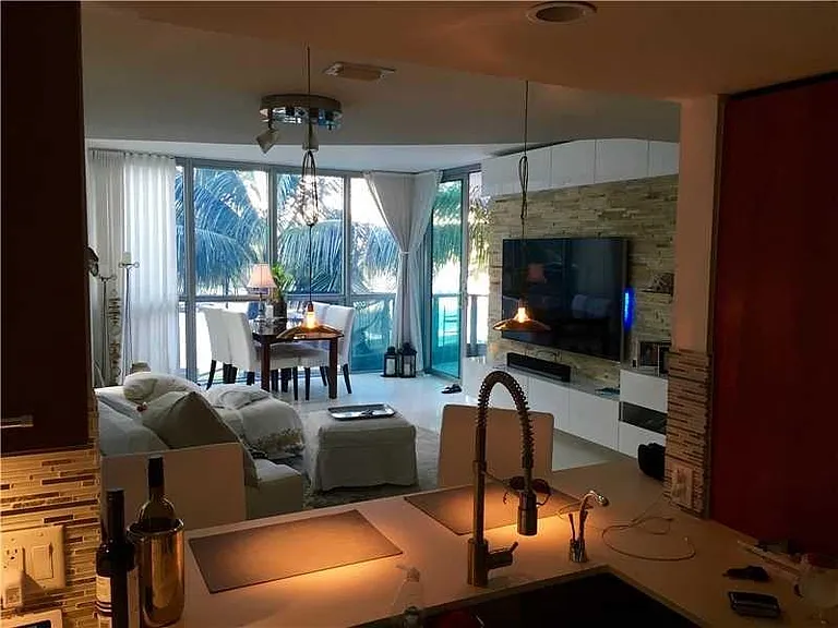 1331 Brickell Bay Dr #3 — Photo 2