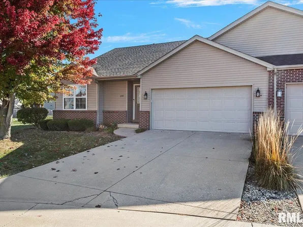 640 Buoy Ct, Chatham, IL 62629