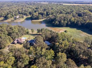 66 Northshore Dr, Jackson, TN 38305