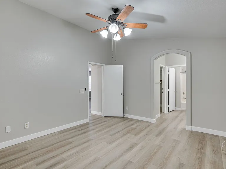 11051 Cresco Ct — Photo 16