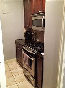 5th image of 210 E 15th St APT 2A