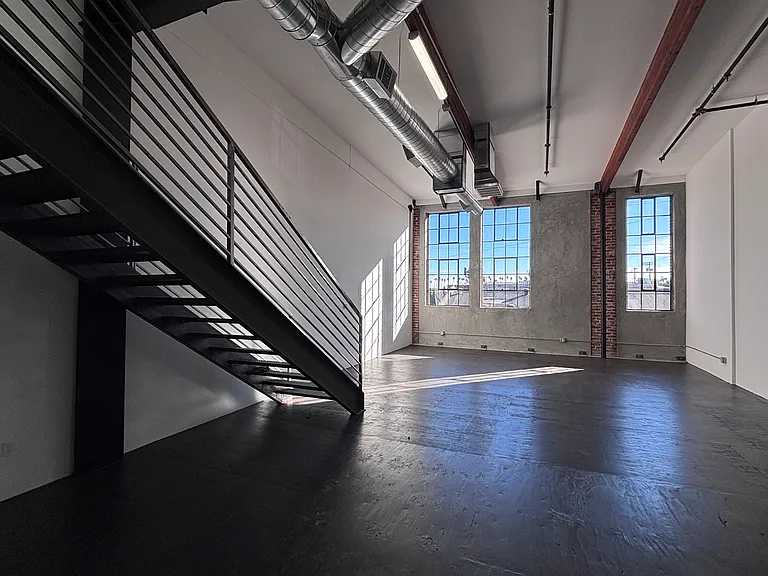 4020 Avalon Blvd #210 — Photo 5