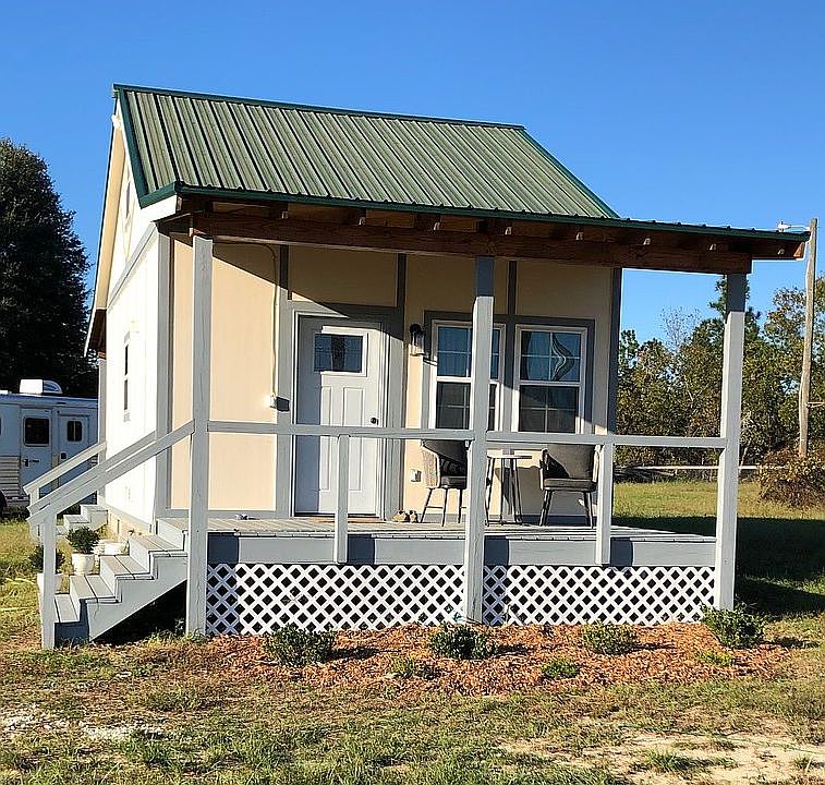1 bed 1 bath home with loft