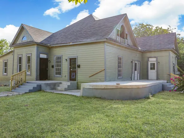 2004 Monterey St #4-1-2, San Antonio, TX 78207