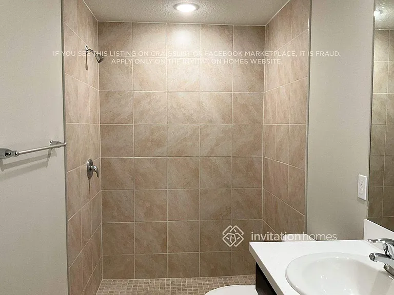 373 NW Avens St — Photo 18