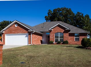 220 Park Ln, Harrah, OK 73045