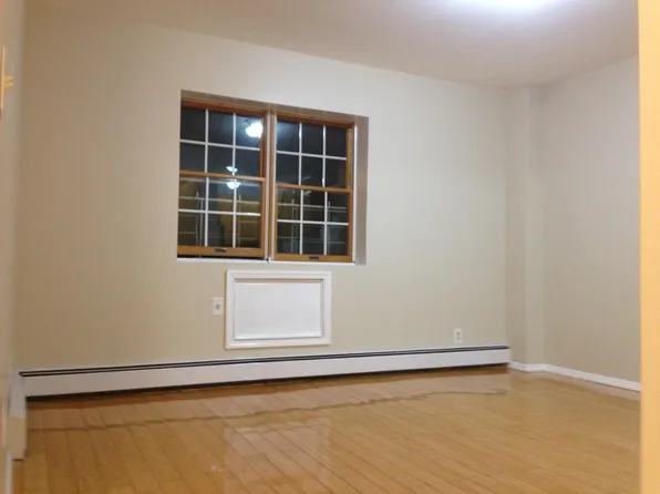 56-26 Van Cleef Street image 10 of 28