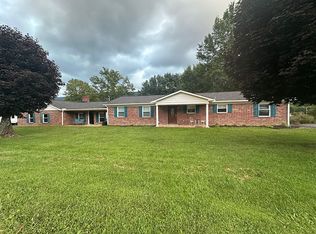 172 Garland Ln, Tazewell, VA 24651