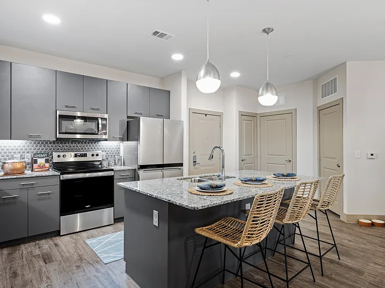 The Alexa Luxury Apartments I & II — Photo 18