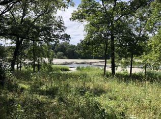 17N742 Sleepy Hollow Rd, West Dundee, IL 60118