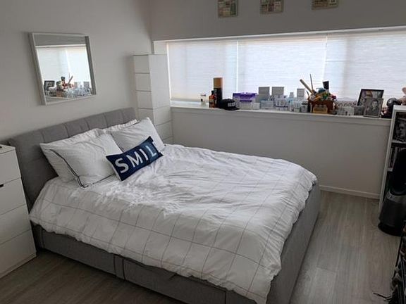 5th image of 1635 Bush St APT 12