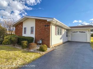 31 Keats Rd, Brick, NJ 08724