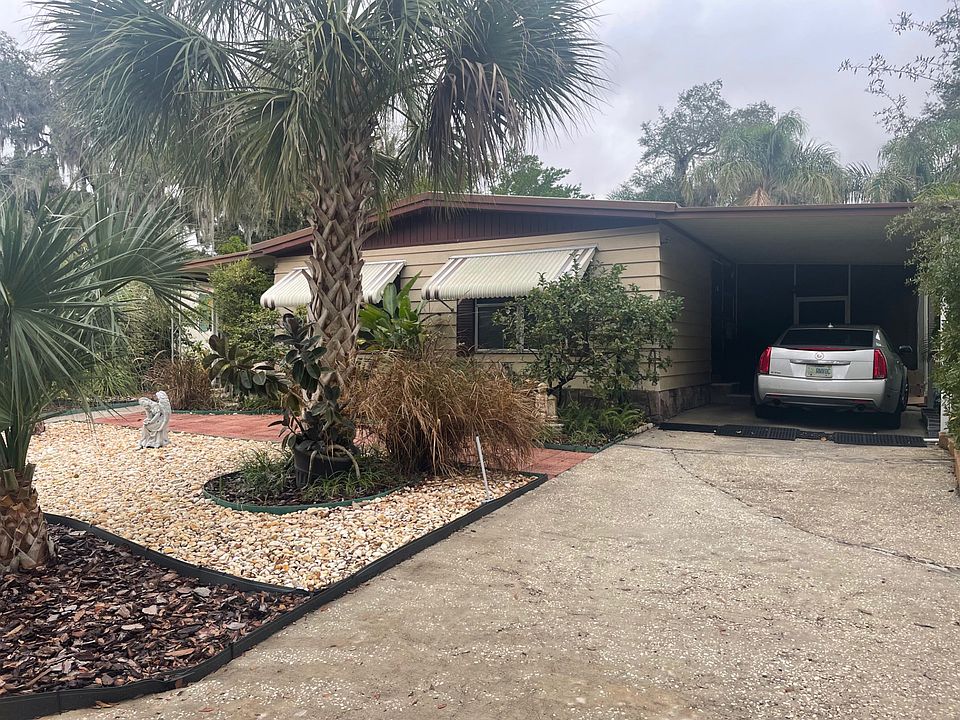1st image of 1958 Amberwood Dr