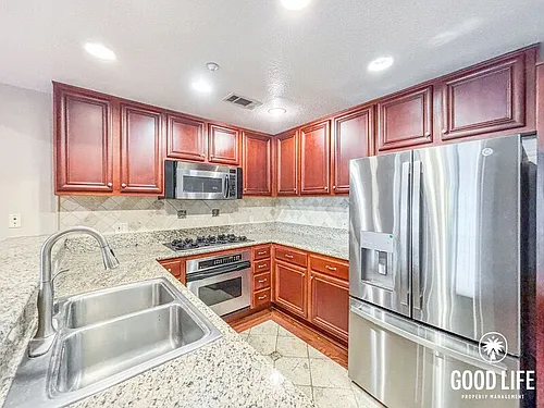 1501 India St Photo 1