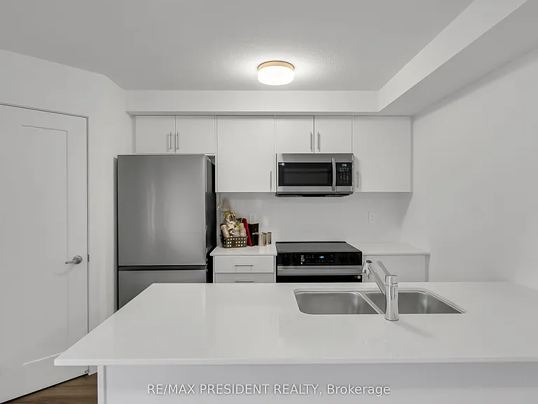 940 David St N #81 — Photo 11