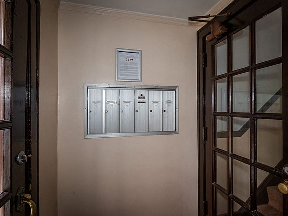 5th image of 4101 N Kedzie Ave #3156G