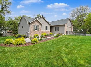 9268 Erin Ct, Davisburg, MI 48350