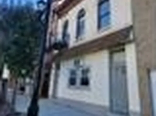 1506 Summit Avenue image 1 of 49