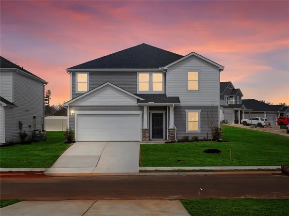 1681 Erindale Dr, Wellford, SC 29385