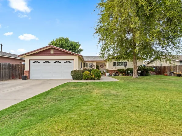 434 E Meadow Ln, Lemoore, CA 93245