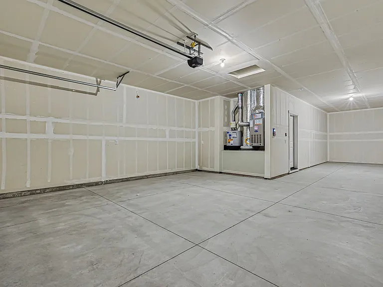 3-Car Tandem Garage