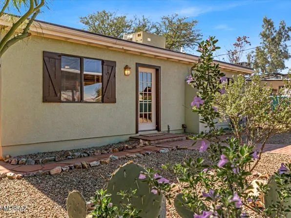 3005 E Waverly St, Tucson, AZ 85716