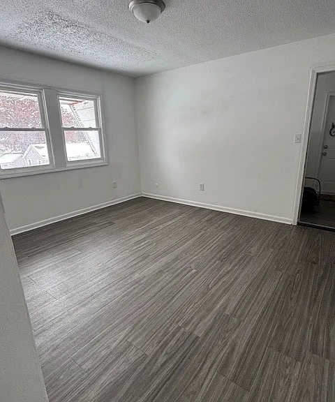 302 13th Ave — Photo 14