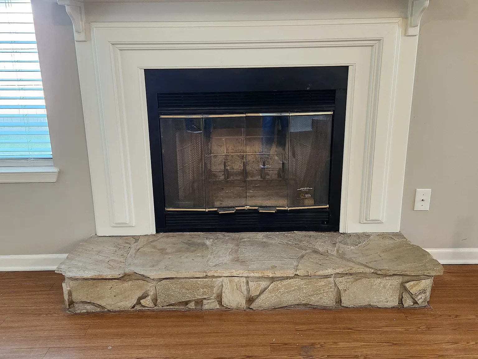 2 bed, 1311 sqft, $1,800 — Photo 2